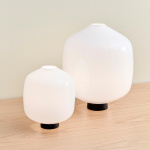 Aspekt Buoy Glass Bordslampa 300 Soft Black Cord Set Aspekt Buoy Glass Bordslampa 300 Soft Black Cord Set