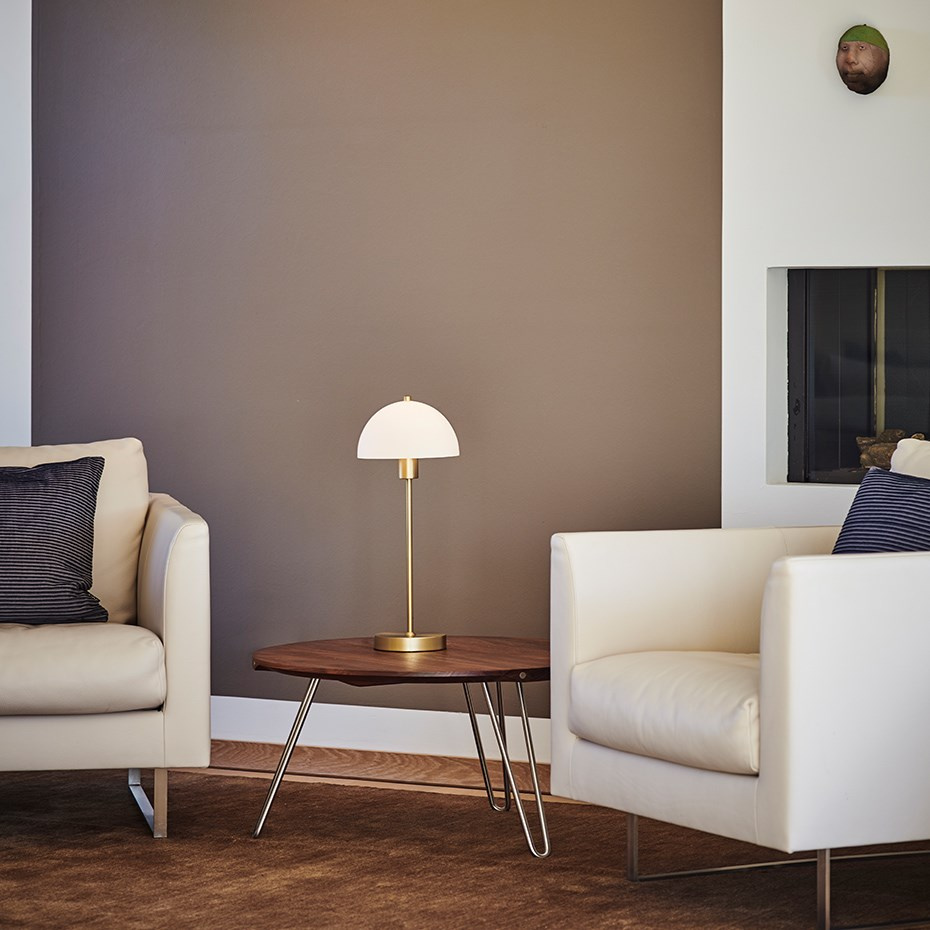 Vienda Bordslampa Mässing/Opalglas