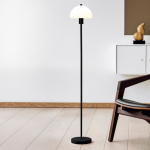 Vienda Golvlampa Svart/Opalglas Vienda Golvlampa Svart/Opalglas