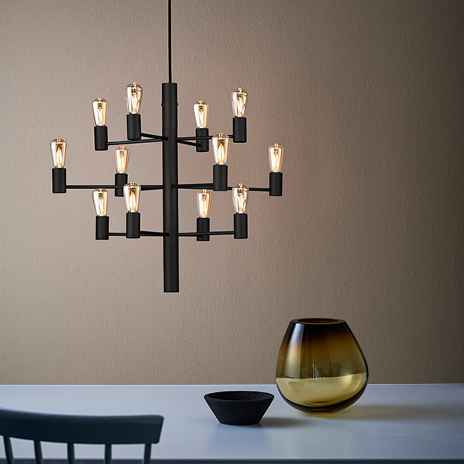 Manola 12 LED Ljuskrona Svart