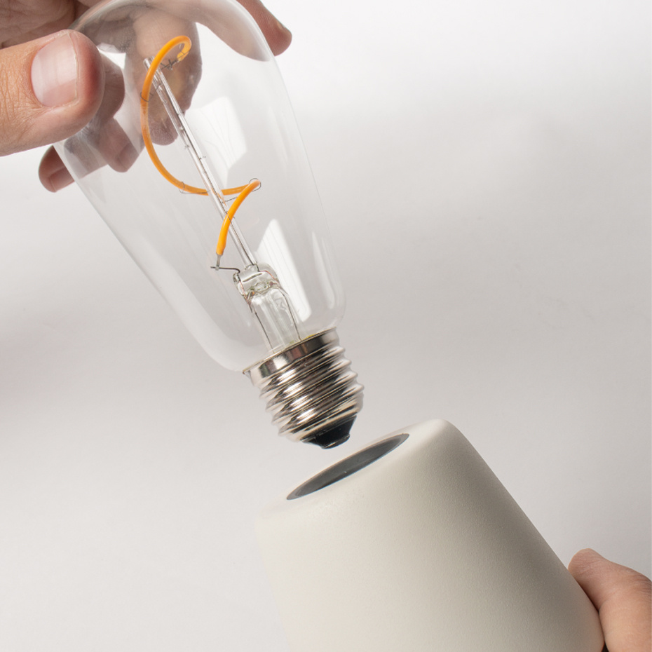 Humble ST64 Swirl LED Bulb Clear 3V 1W 2200K E27