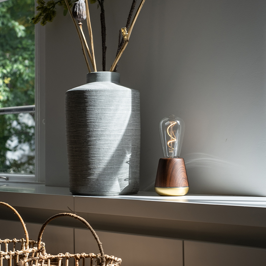 Humble One Portable Bordslampa Walnut