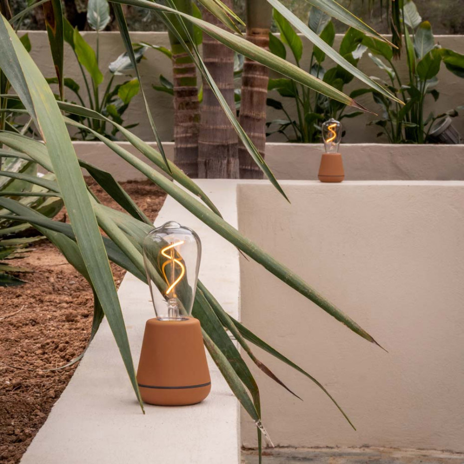 Humble One Portable Bordslampa Cinnamon IP65