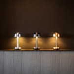 Humble Two Portable Bordslampa Gold Humble Two Portable Bordslampa Gold