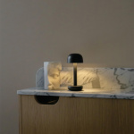 Humble Two Portable Bordslampa Black Humble Two Portable Bordslampa Black