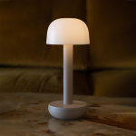 Humble Two Portable Bordslampa Beige/Frosted Humble Two Portable Bordslampa Beige/Frosted