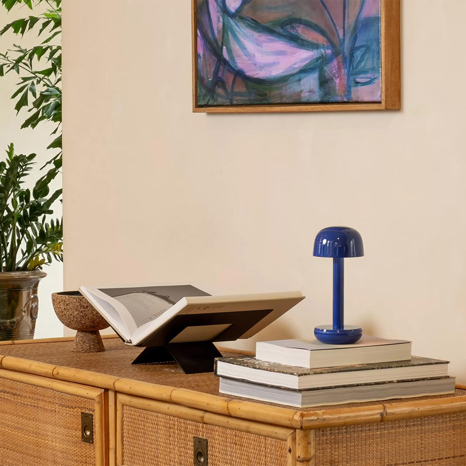Humble Two Portable Bordslampa Cobalt Blue