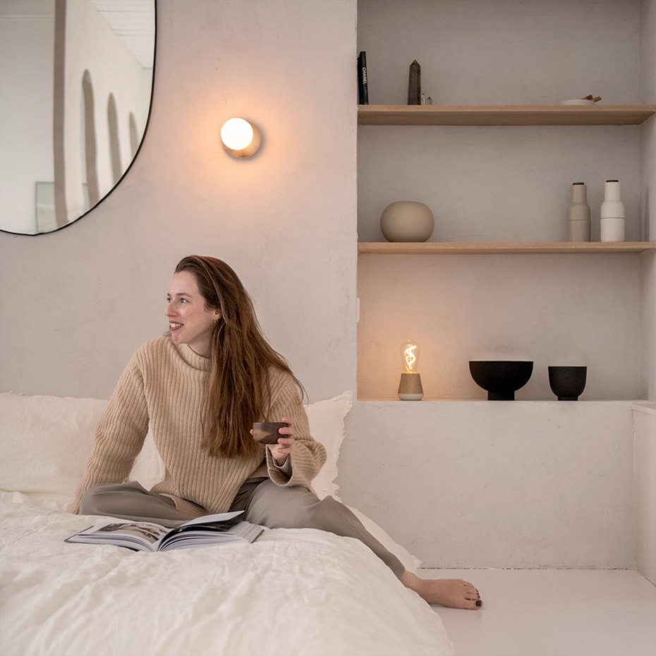 Humble Bee Portable Vägglampa Gold/Frosted