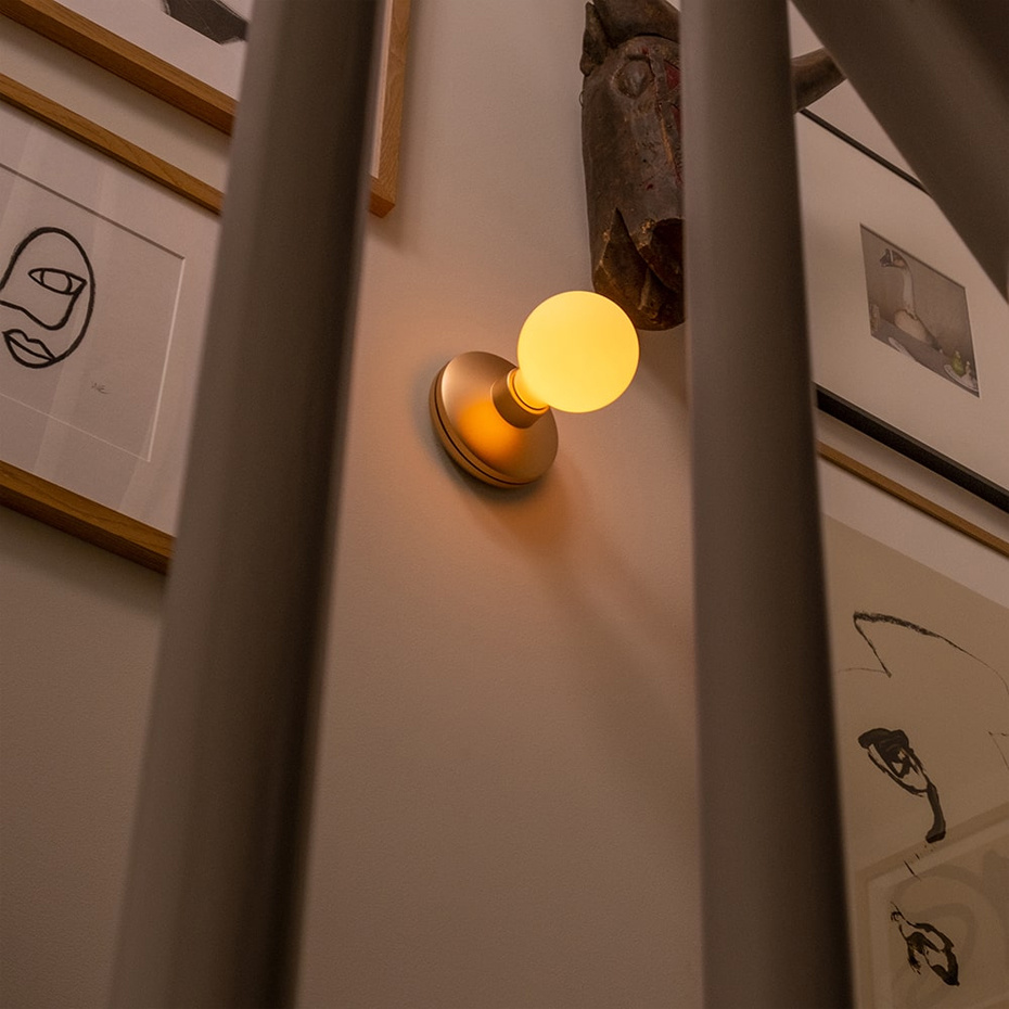 Humble Bee Portable Vägglampa Gold/Frosted