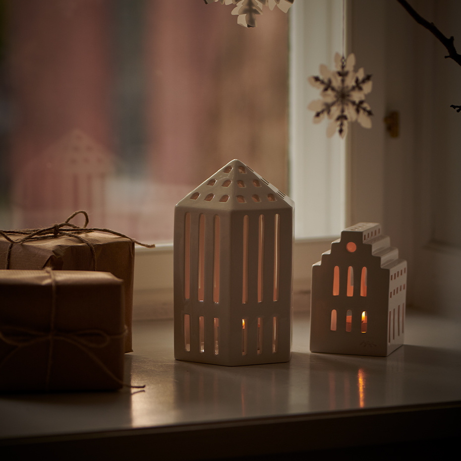 Urbania Lighthouse Ljuslykta Long Church White