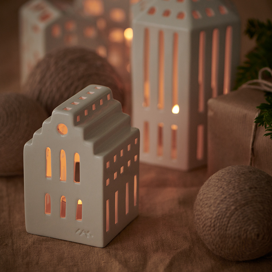 Urbania Lighthouse Ljuslykta Long Church White