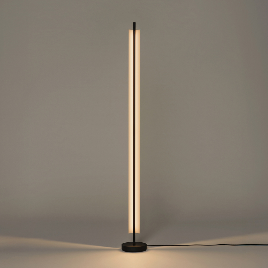 Lámina 165 Golvlampa Glossy White Grey/Matt Black