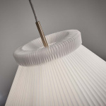 Le Klint 1 Mega Pendel Ø60cm White/Brass Le Klint 1 Mega Pendel Ø60cm White/Brass