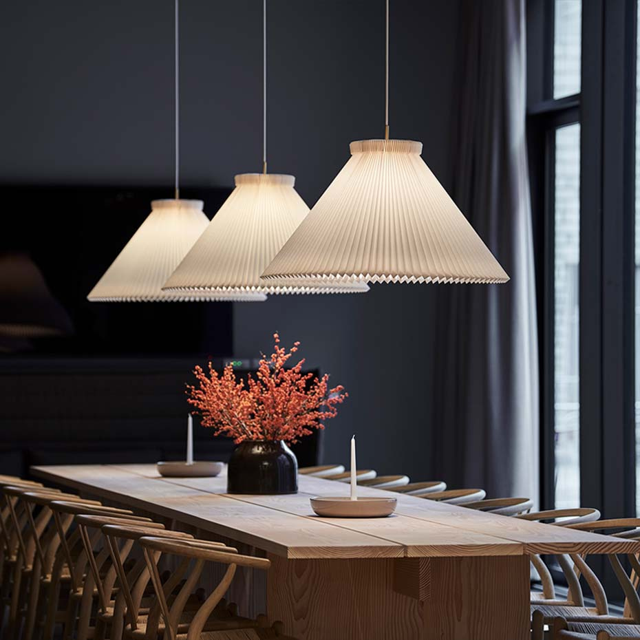 Le Klint 1 Mega Pendel Ø85cm White/Brass