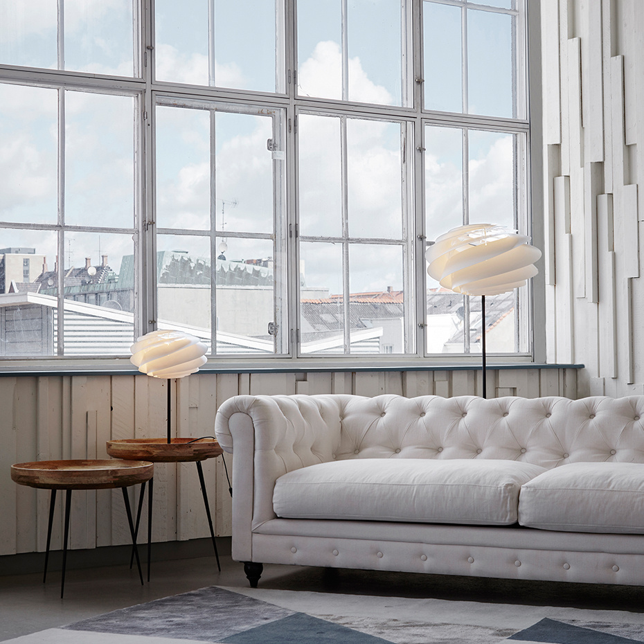 Swirl Golvlampa Black