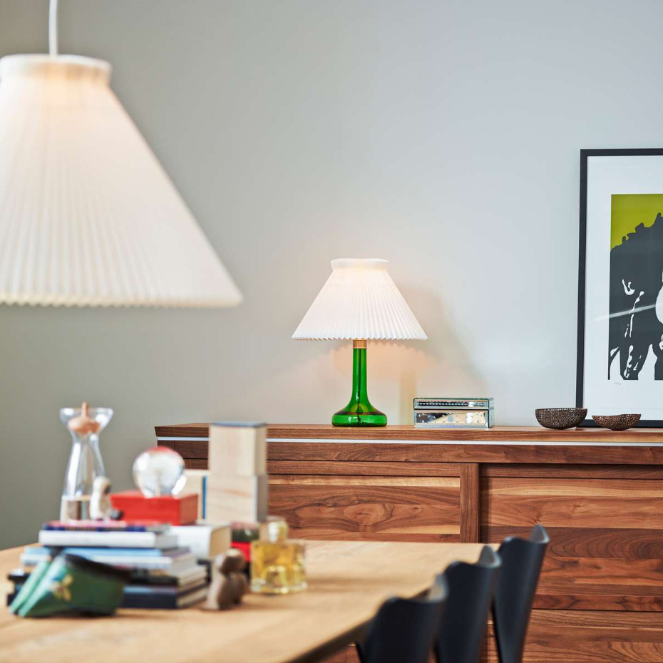 Le Klint 343 Bordslampa Green