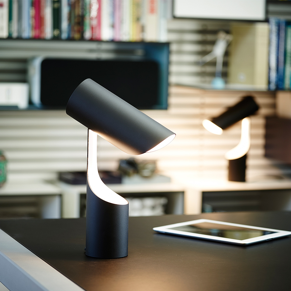 Mutatio Bordslampa Black