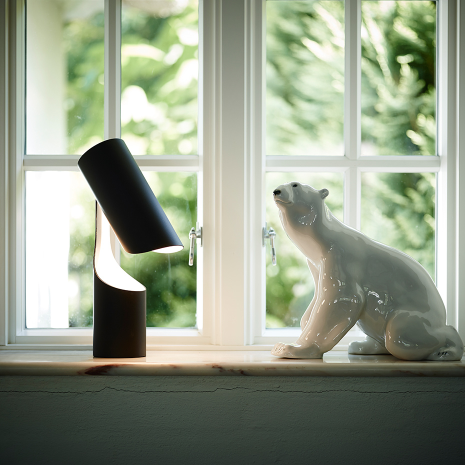 Mutatio Bordslampa Black