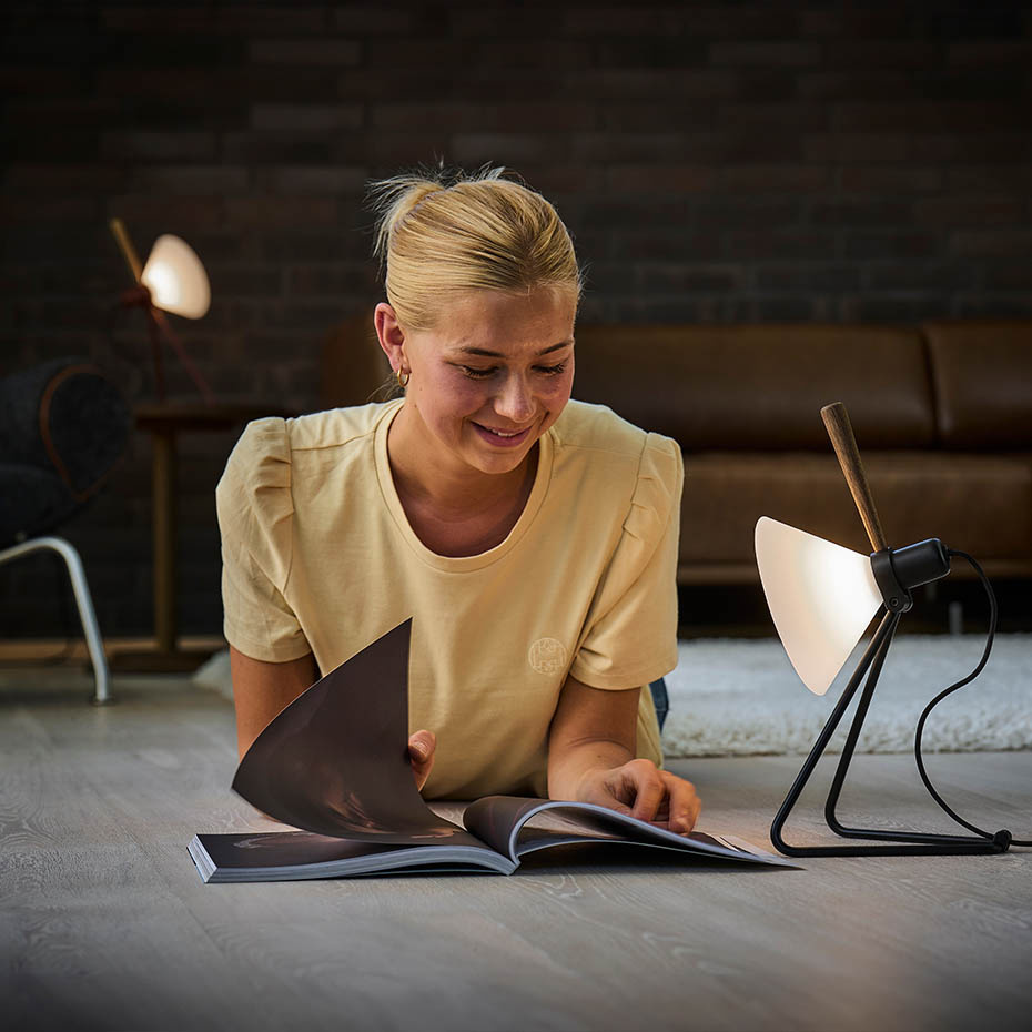 Spot 356 Bordslampa/Vägglampa Black