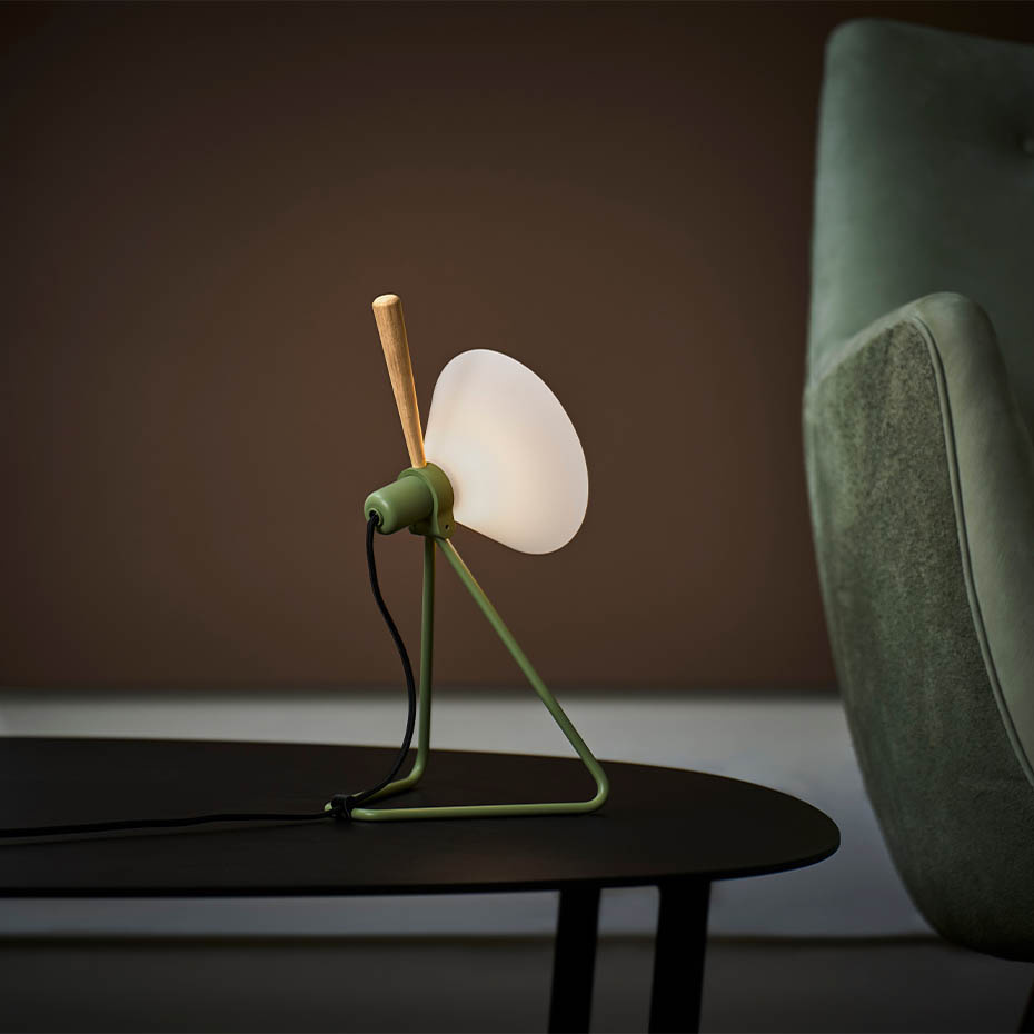Spot 356 Bordslampa/Vägglampa Olive Green