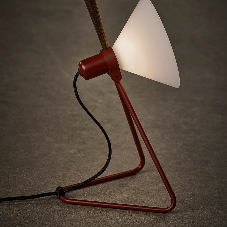 Spot 356 Bordslampa/Vägglampa Oxide Red