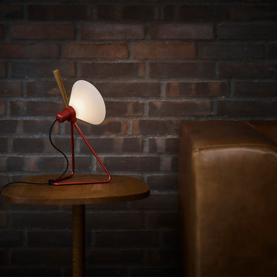 Spot 356 Bordslampa/Vägglampa Oxide Red