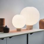 Le Klint 375 Bordslampa Medium Light Oak/Brass Le Klint 375 Bordslampa Medium Light Oak/Brass