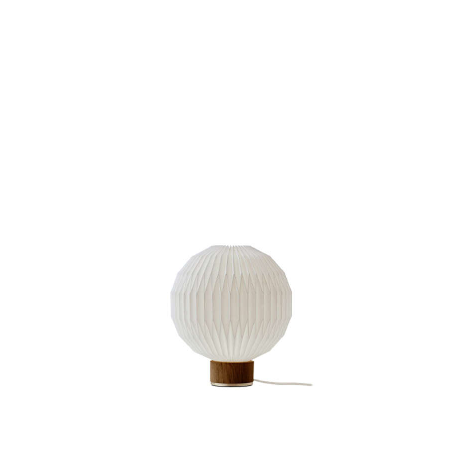 Le Klint 375 Bordslampa Small Smoked Oak/Brass