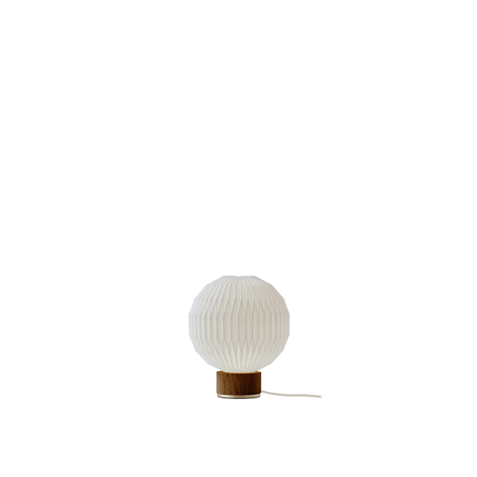 Le Klint 375 Bordslampa X-Small Smoked Oak/Brass