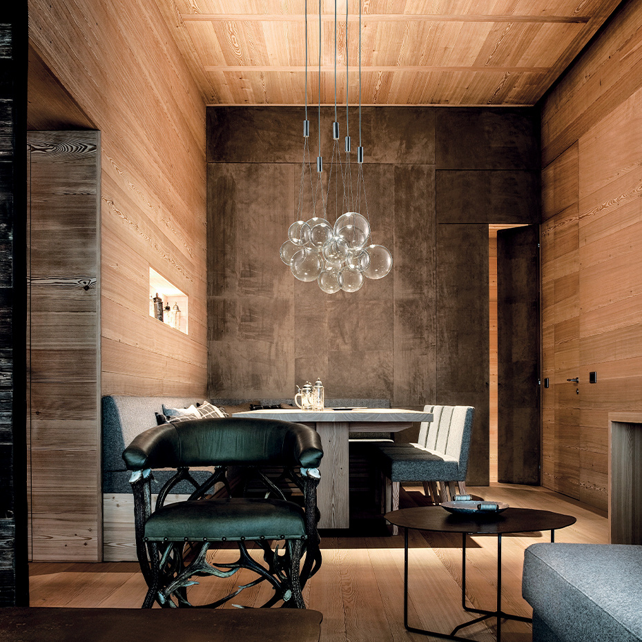 Random Pendel Glossy Smoke