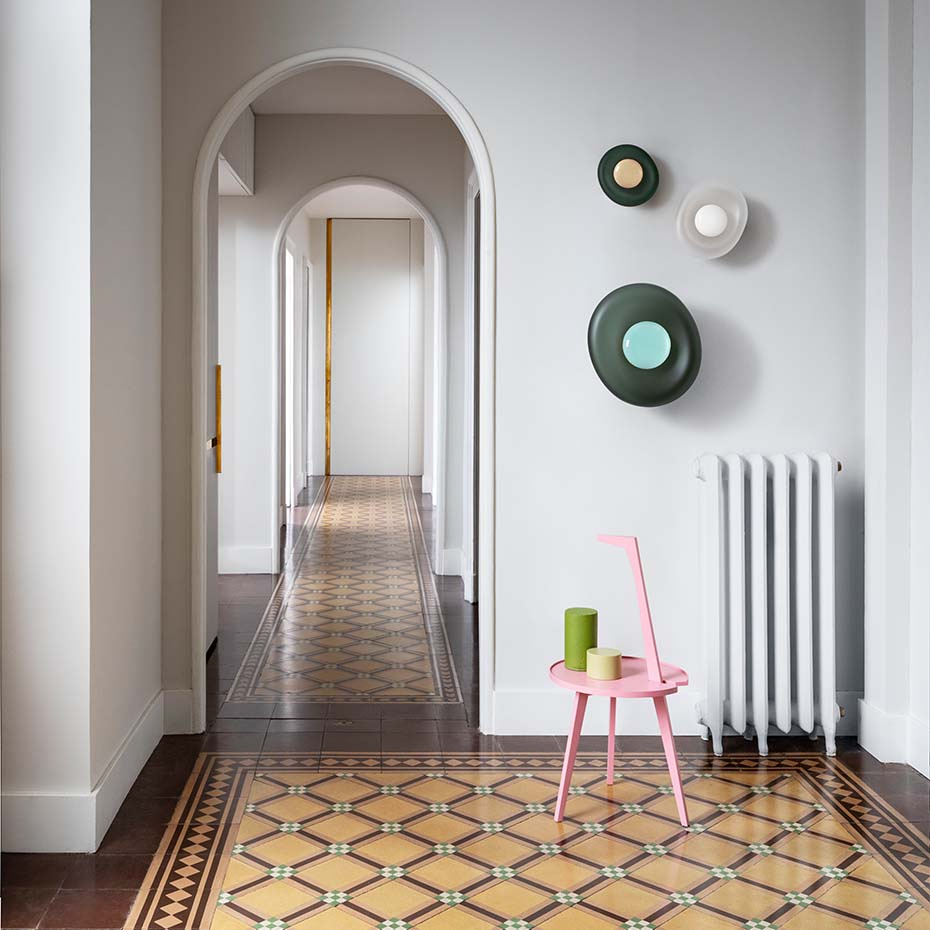 Pillow Taklampa/Vägglampa Small Brushed Brass/Clear/Light Beige