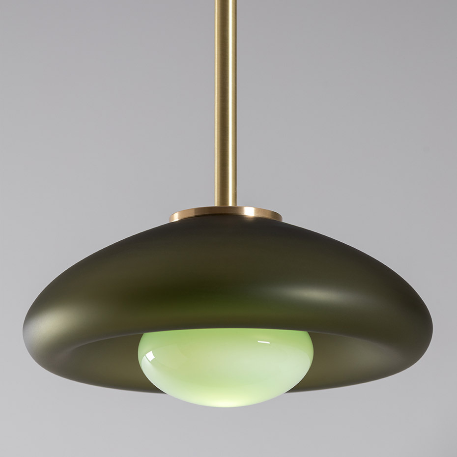 Pillow Pendel Small Brushed Brass/Smoke Gray/Celadon