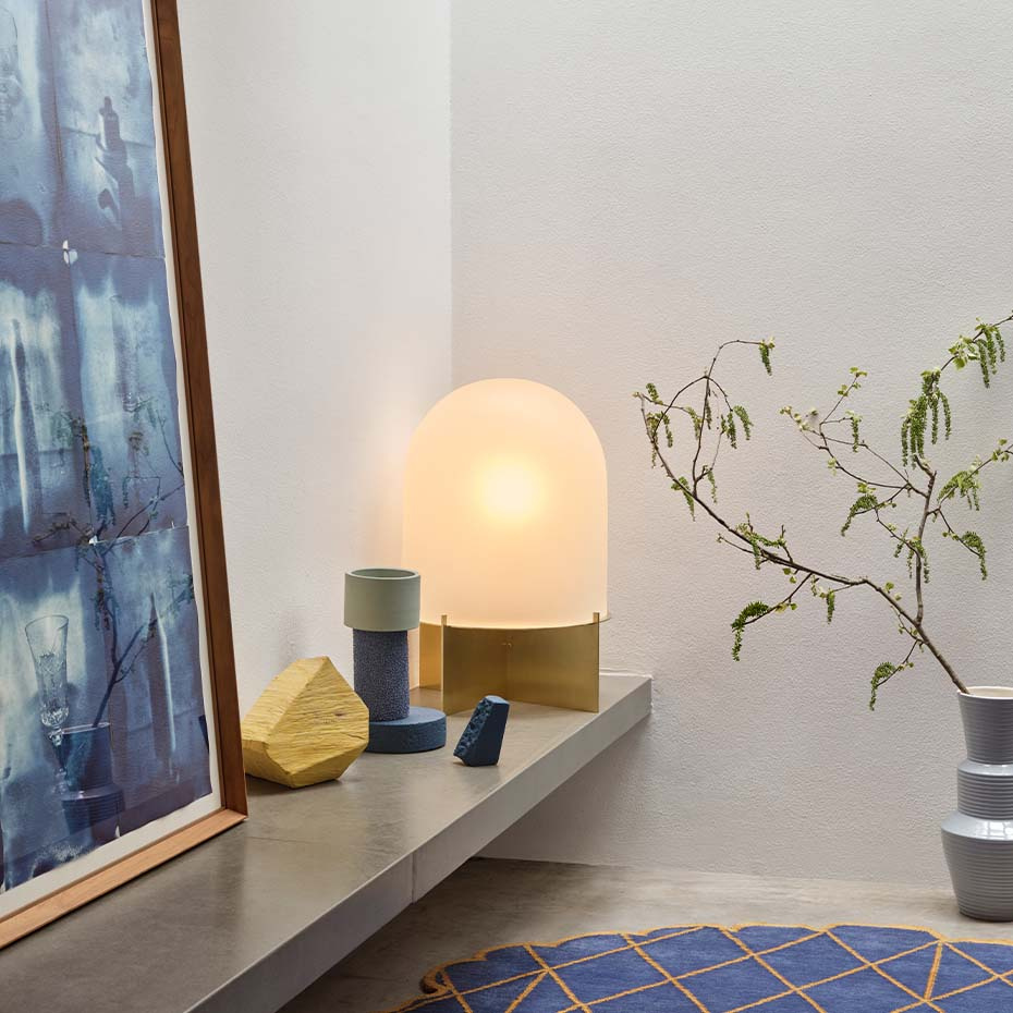 Dome Golvlampa Brushed Brass/White Frosted