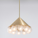 Peak 10 Ljuskrona Brushed Brass/Clear Textured Peak 10 Ljuskrona Brushed Brass/Clear Textured