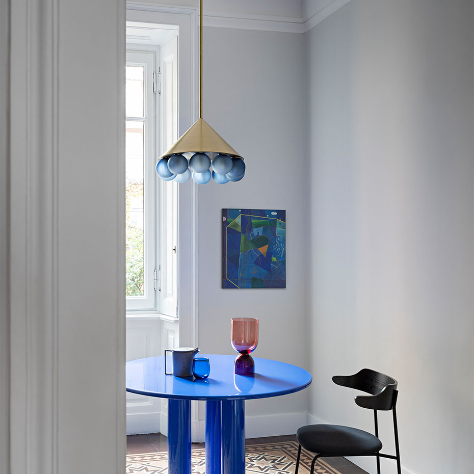 Peak 10 Ljuskrona Brushed Brass/Clear Textured