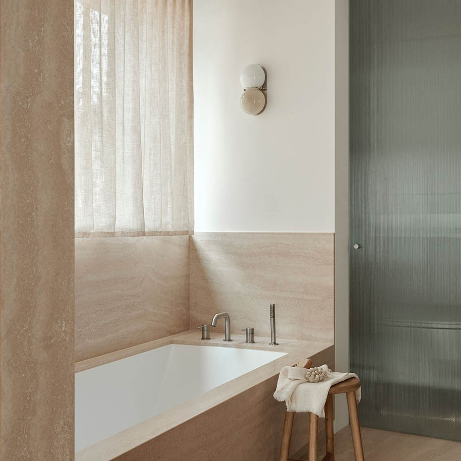 Twin 1.0 Vägglampa Dark Oxidized/Apricot/Flamingo