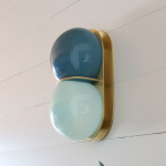 Twin 2.0 Taklampa/Vägglampa Brushed Brass/Celadon/New Blue Twin 2.0 Taklampa/Vägglampa Brushed Brass/Celadon/New Blue