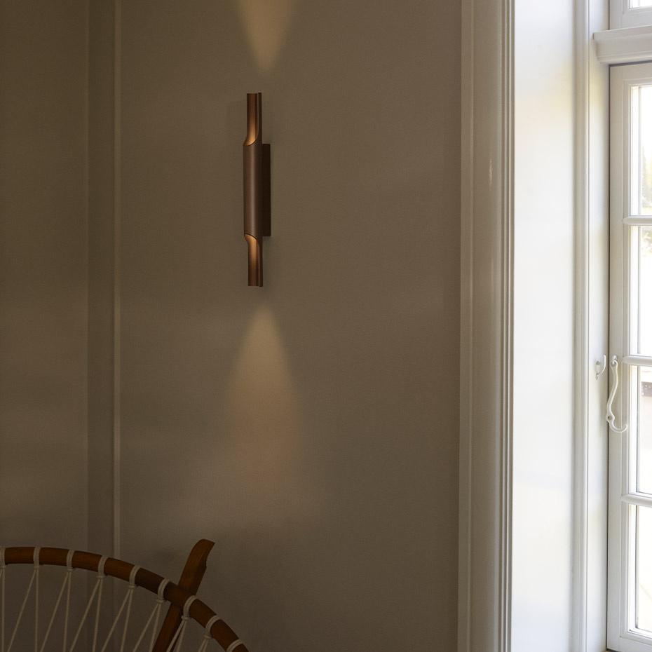 Pan 38 Vägglampa Bronzed