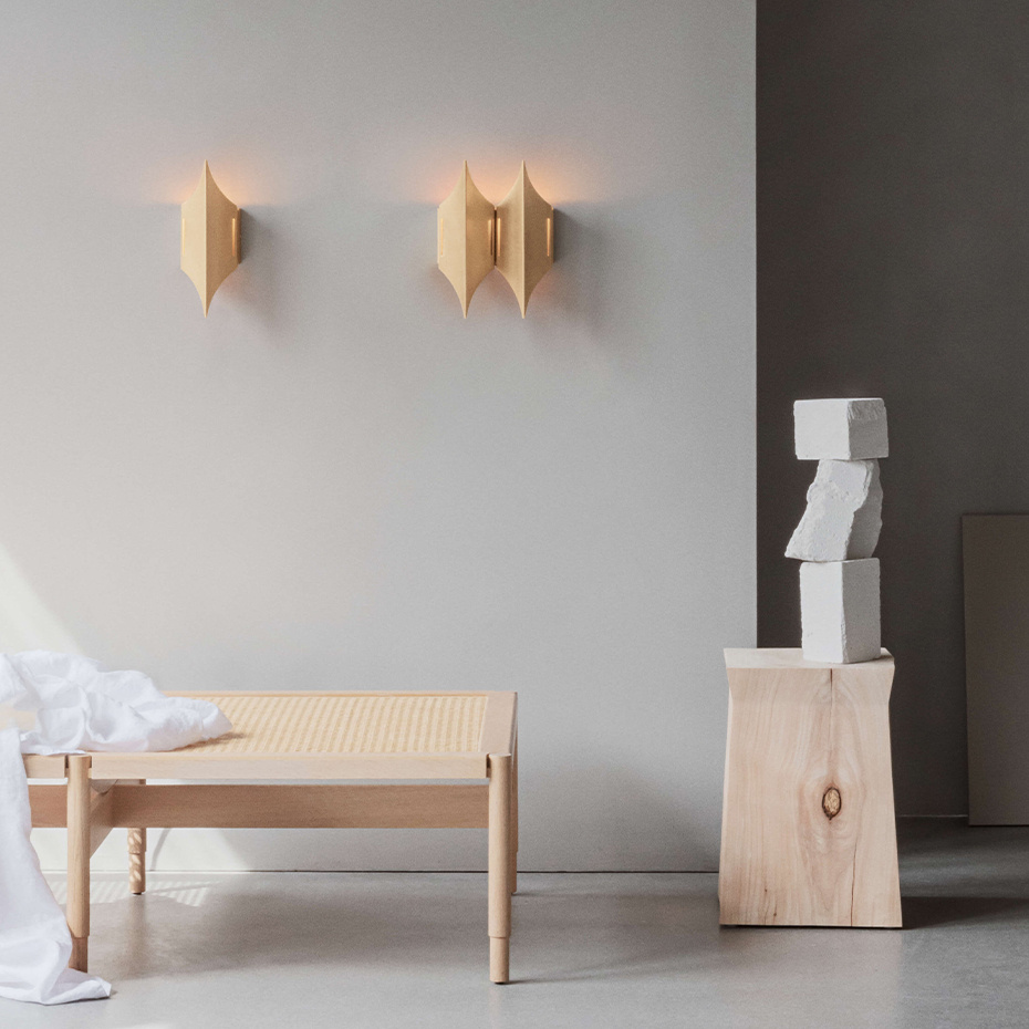 Gothic II Vägglampa Brass