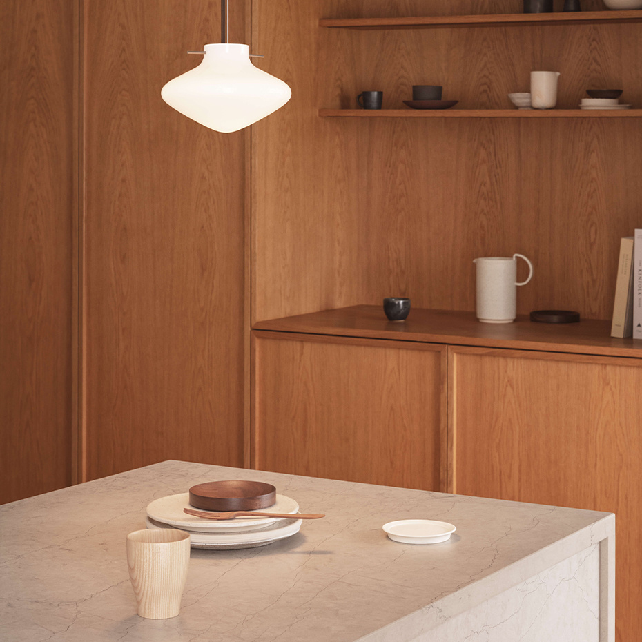 Repose 175 Pendel Brass/Opal Glass