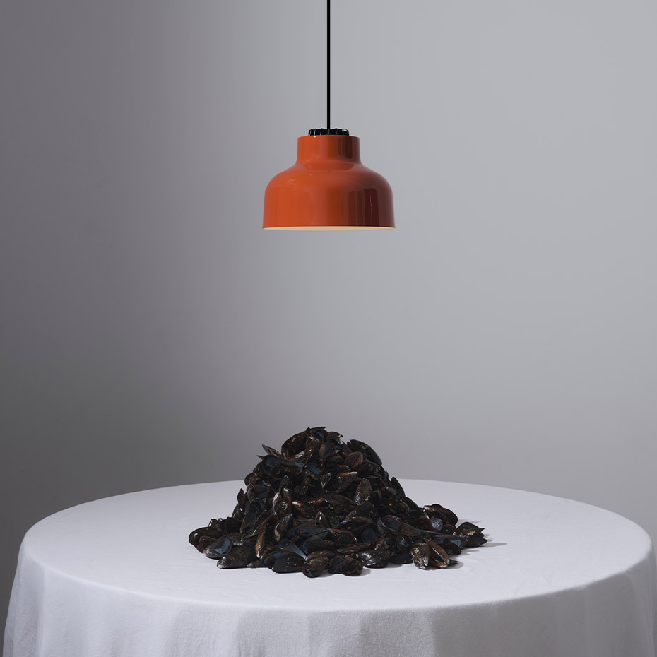 M64 Valsells Pendel Reddish Orange