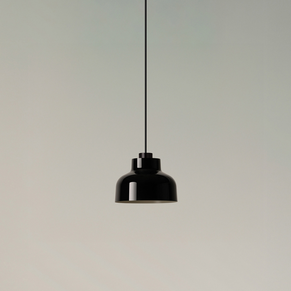 M64 Color Pendel Deep Black