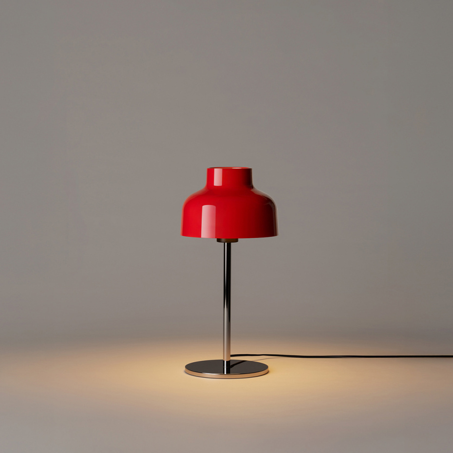 M64 Color Bordslampa Pure Red