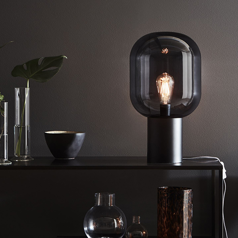 Brooklyn Bordslampa Liten Svart/Rökfärgad