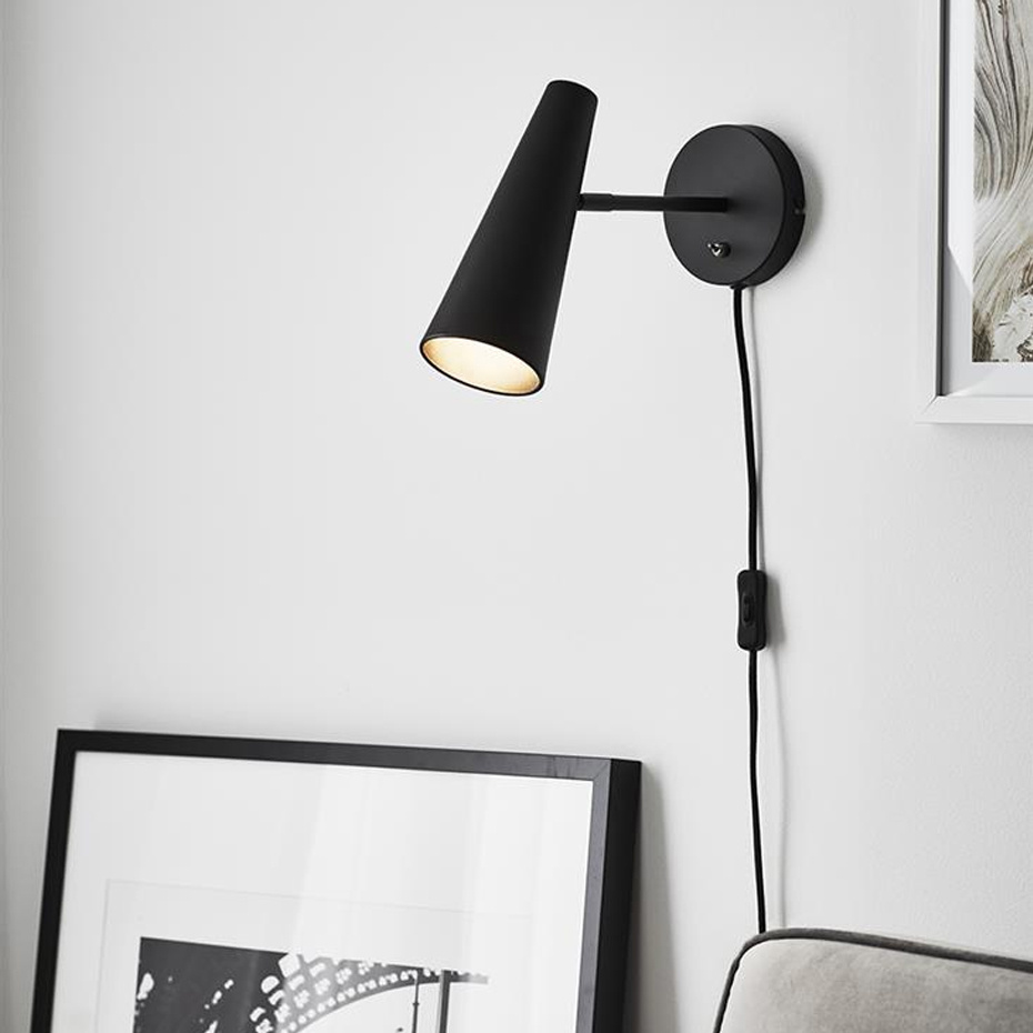 Peak Vägglampa Mattsvart