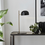 Pose Bordslampa Svart/Borstad Mässing Pose Bordslampa Svart/Borstad Mässing