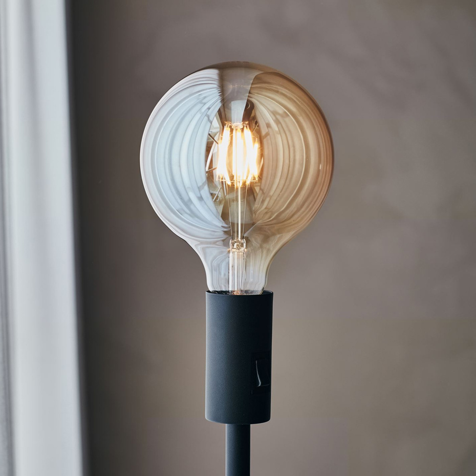 Capital Golvlampa Svart