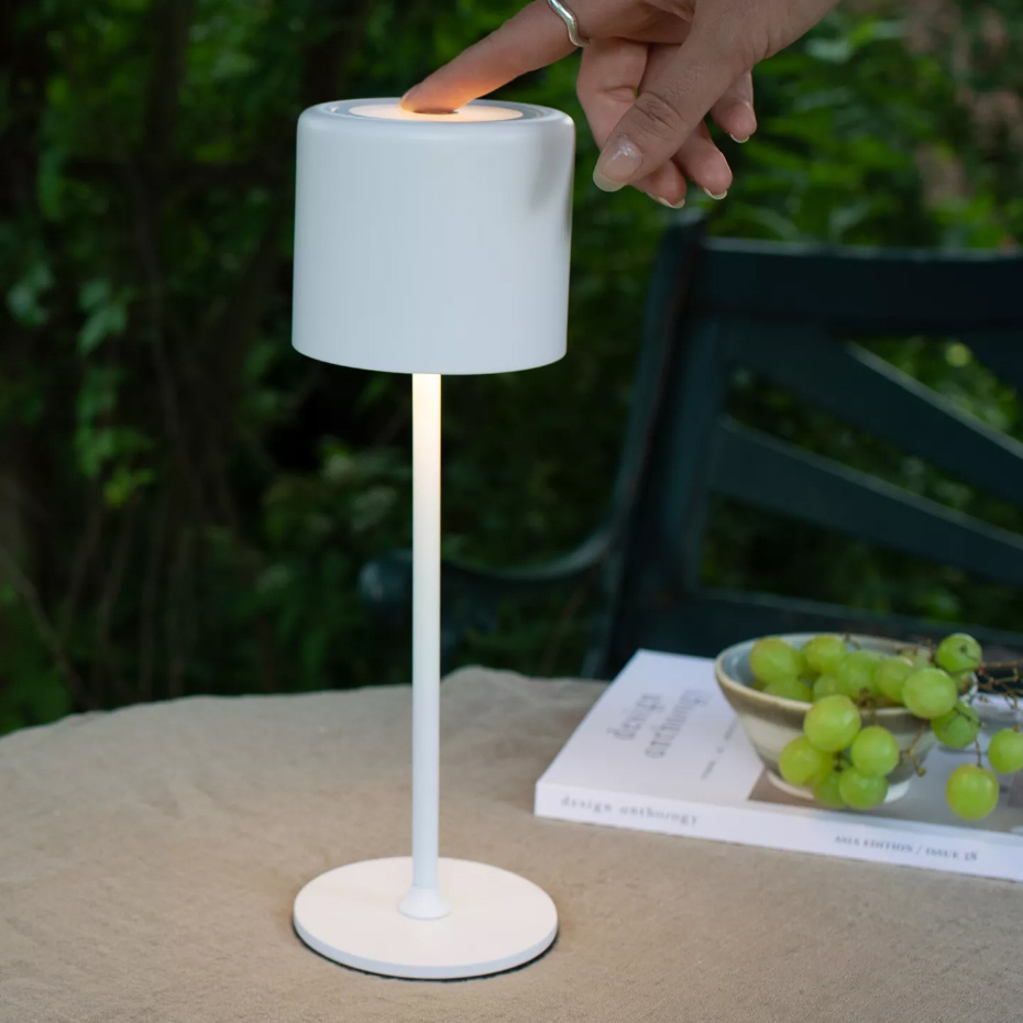 Filo Portabel Bordslampa Mattvit