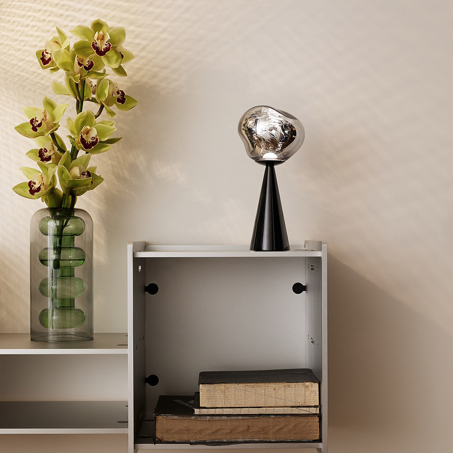 Melt Portable LED Bordslampa Black