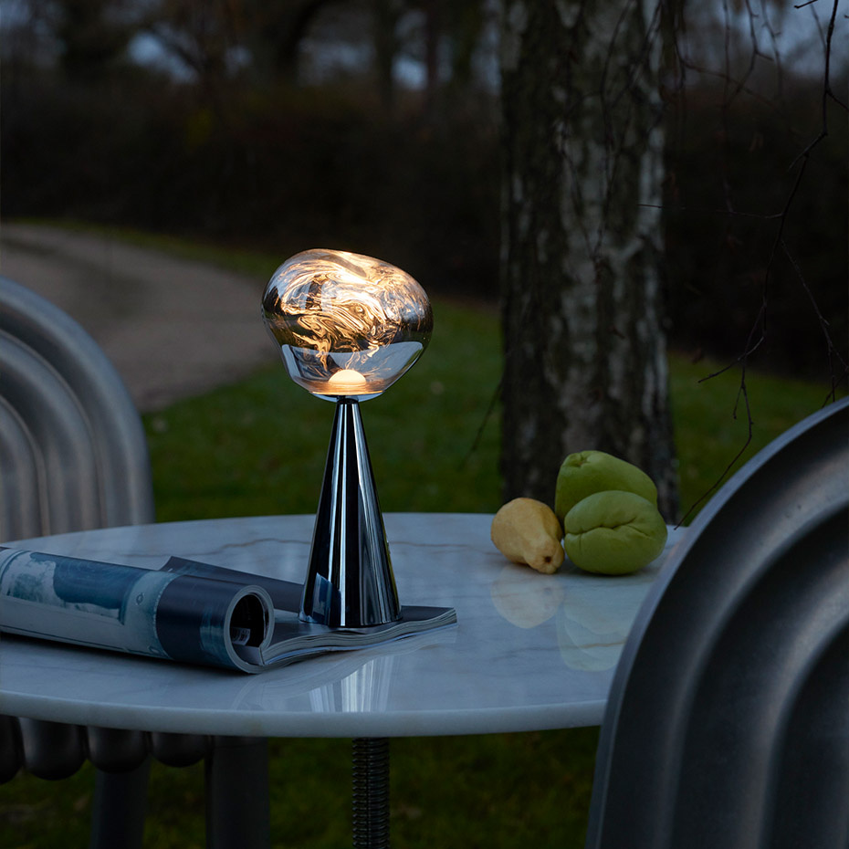 Melt Portable LED Bordslampa Silver